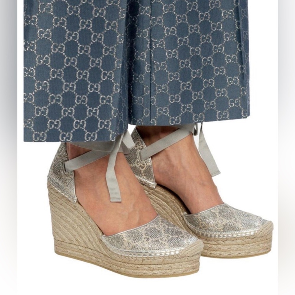 Gucci  Espadrille Wedges

Women's Heritage GG lame platform espadrille